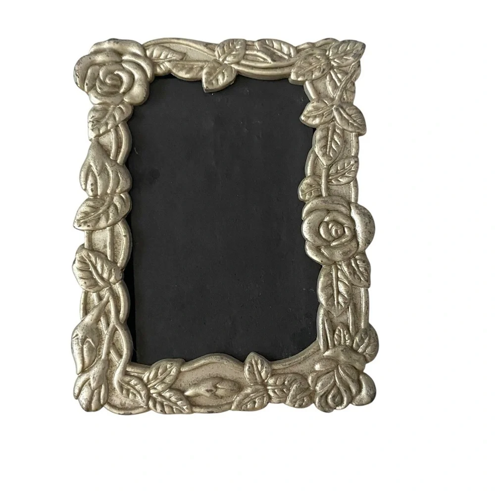 vintage 90s silver puter tone rose floral wallet size picture frame